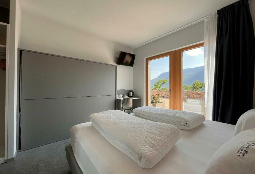 חדר משפחתי, Agriturismo Margone