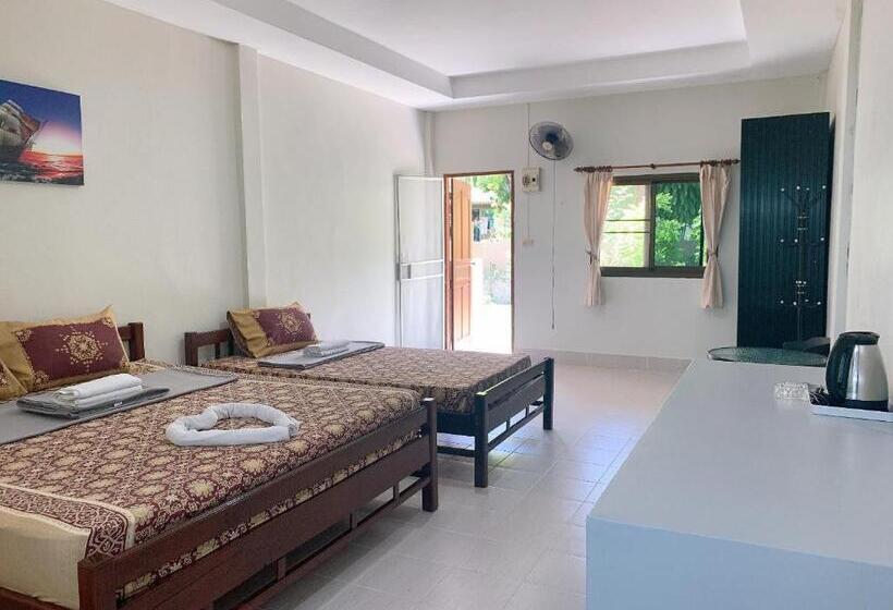 اتاق استاندارد سه نفره, Sabye~sabye