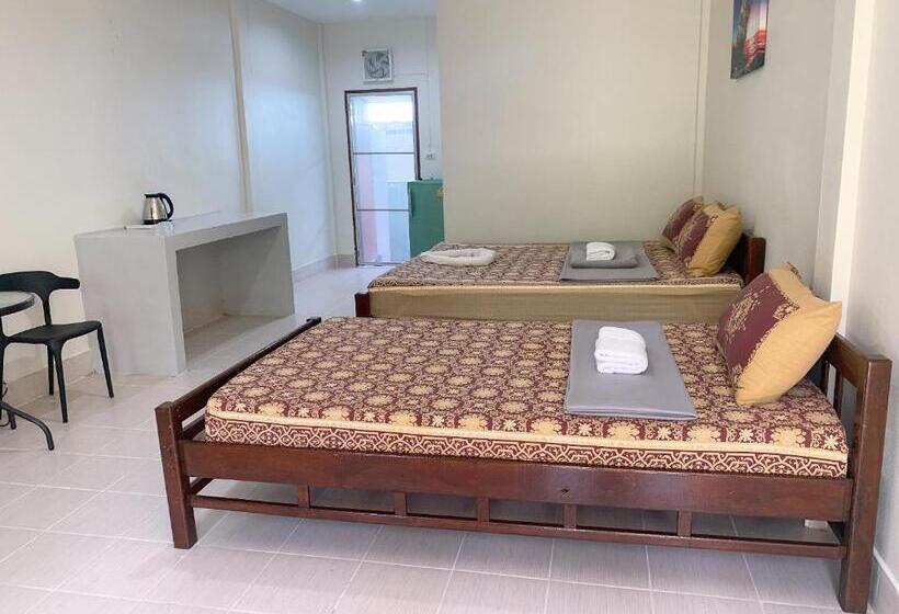 اتاق استاندارد سه نفره, Sabye~sabye