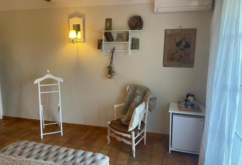 スーペリアールーム, Domaine Du Moulin De Villefranche