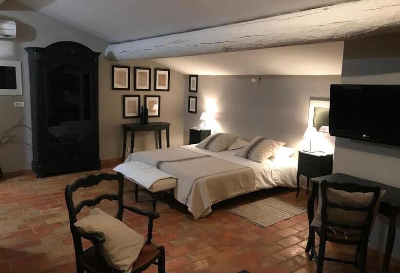 ジュニアスイート, Domaine Du Moulin De Villefranche