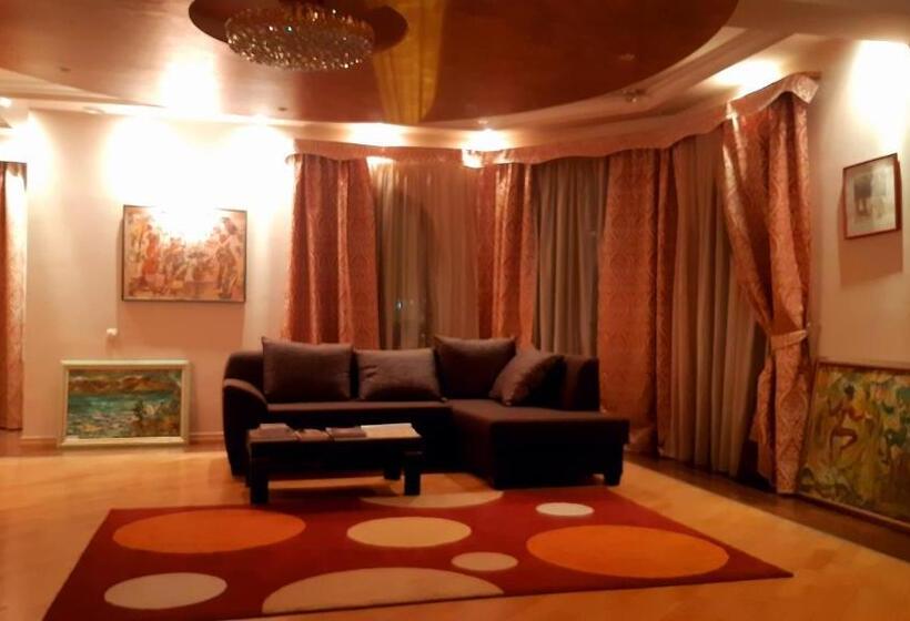 스탠다드 룸 킹사이즈 침대, Monument Guesthouse