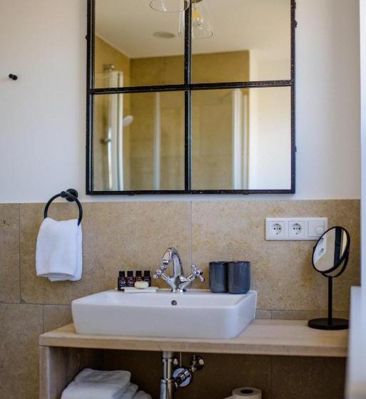 اتاق سوپریور, Seaside 43