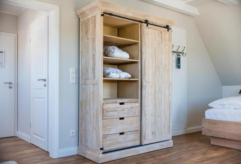 سوییت, Seaside 43