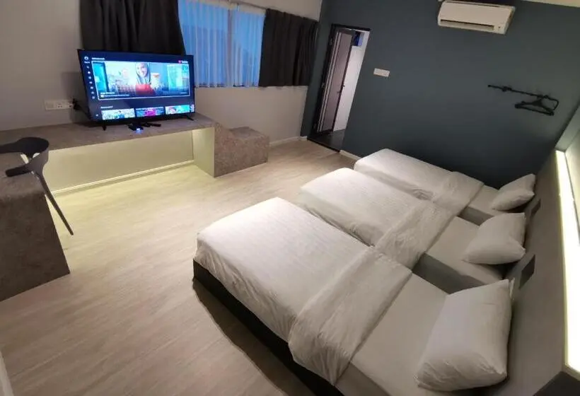 Standard Kolmen Hengen Huone, Sentosa Kota Bharu Kelantan