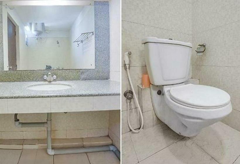 디럭스 룸, Fabhotel White Clouds