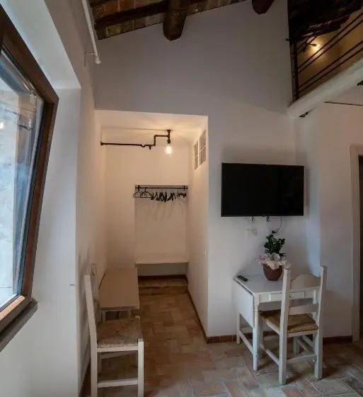اتاق استاندارد سه نفره, La Residenza Dei Priori