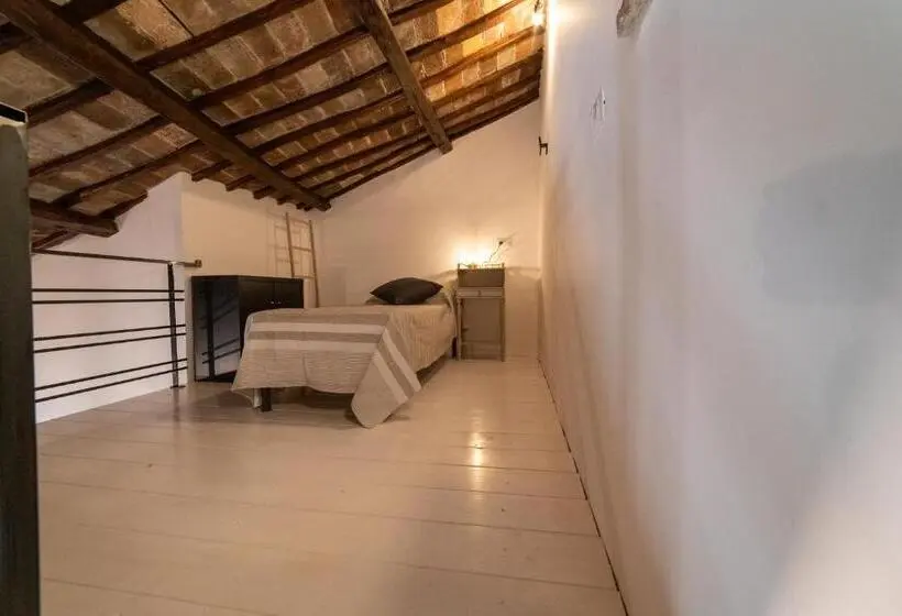 اتاق استاندارد چهار تخته, La Residenza Dei Priori