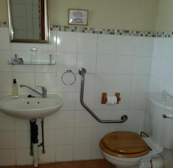 Standardrum, Agterplaas Guesthouse Pty Ltd