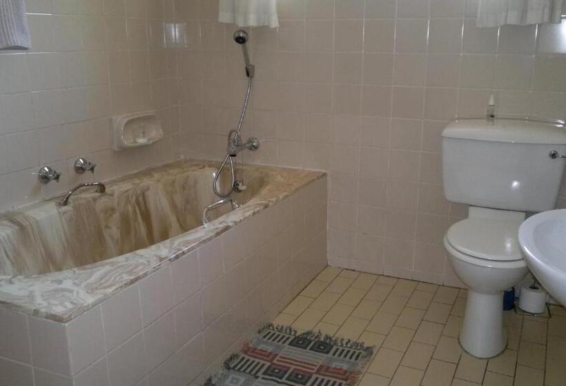 Standardrum, Agterplaas Guesthouse Pty Ltd