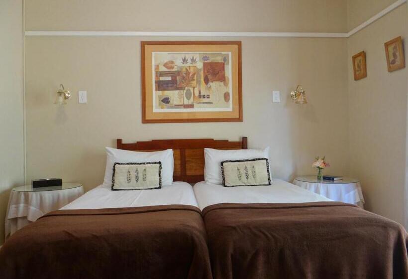 Ekonomiskt Rum, Agterplaas Guesthouse Pty Ltd