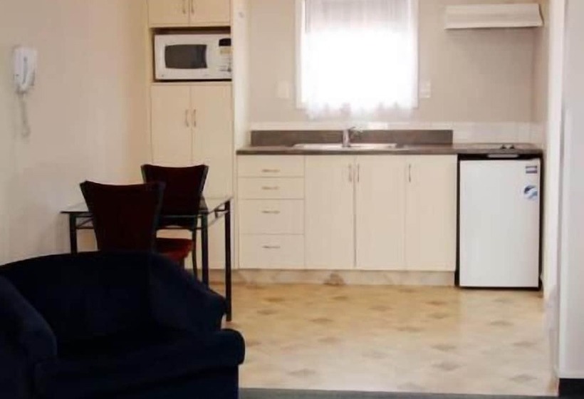 Студия Стандарт, Barclay Motel