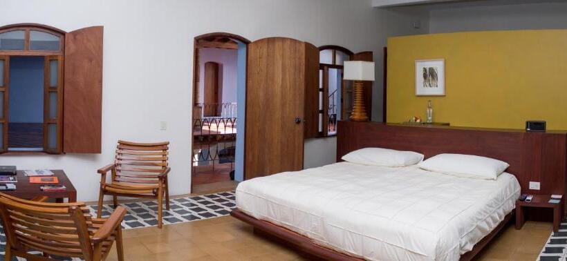 Люкс, Azul De Oaxaca