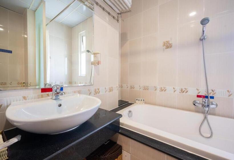 اتاق سوپریور, Duc Vuong Saigon Hotel   Bui Vien