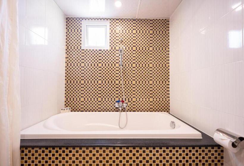 اتاق استاندارد, Duc Vuong Saigon Hotel   Bui Vien