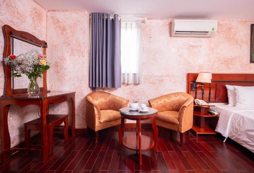 اتاق لوکس خانوادگی, Duc Vuong Saigon Hotel   Bui Vien