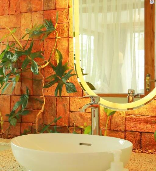 استودیو استاندارد با بالکن, Duc Vuong Saigon Hotel   Bui Vien