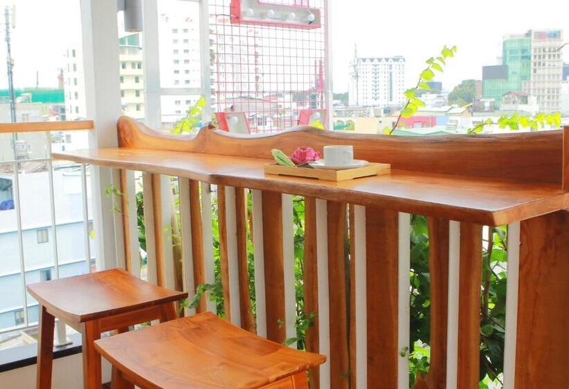 استودیو استاندارد با بالکن, Duc Vuong Saigon Hotel   Bui Vien