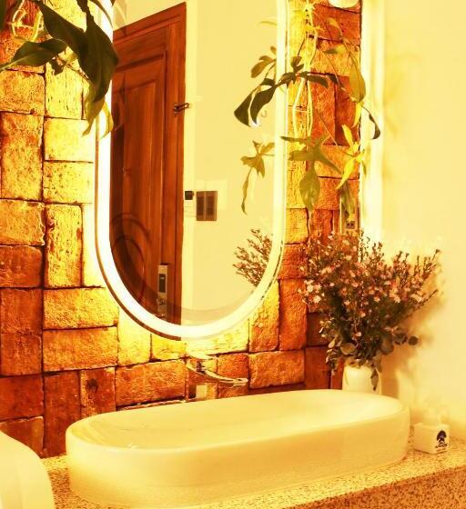 استودیو استاندارد با بالکن, Duc Vuong Saigon Hotel   Bui Vien