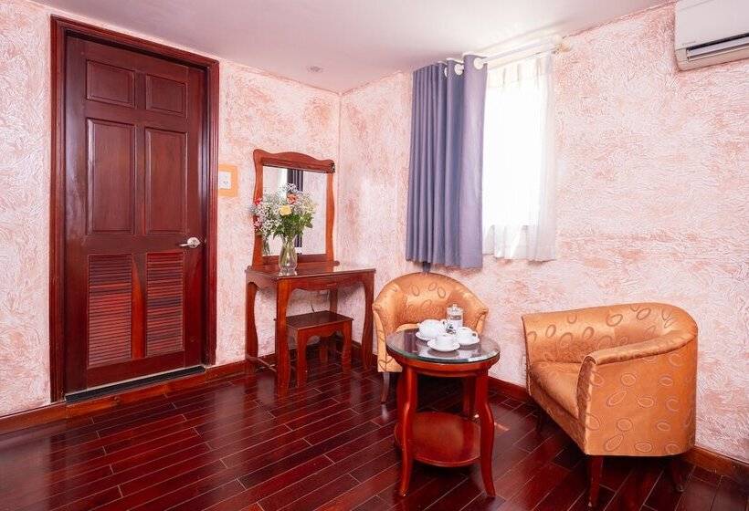 اتاق لوکس, Duc Vuong Saigon Hotel   Bui Vien