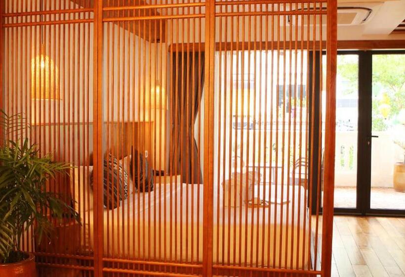 استودیو استاندارد با بالکن, Duc Vuong Saigon Hotel   Bui Vien