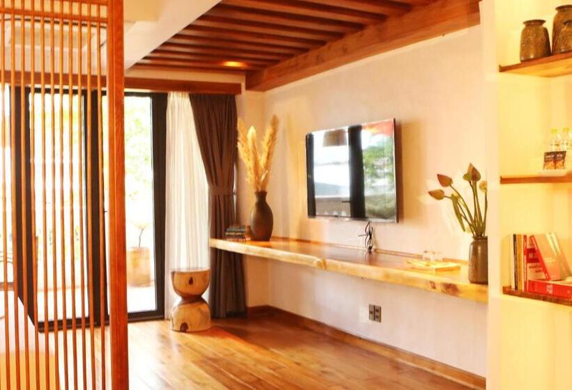 استودیو استاندارد با بالکن, Duc Vuong Saigon Hotel   Bui Vien