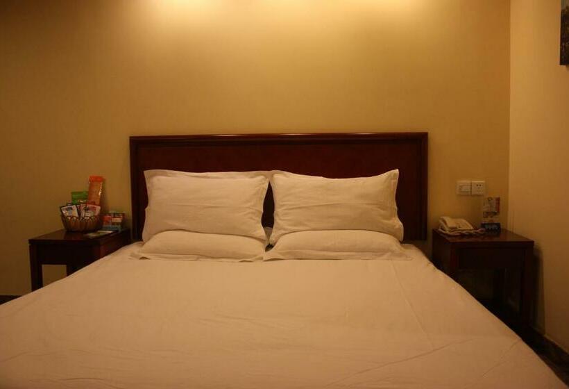 Habitació Business, Greentree Inn Shanghai Dabaishu Business