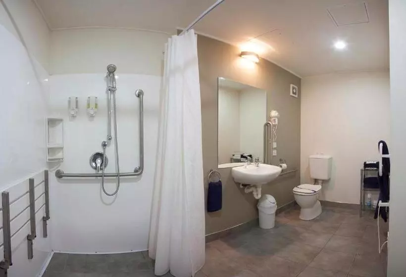 2 Bedroom Suite