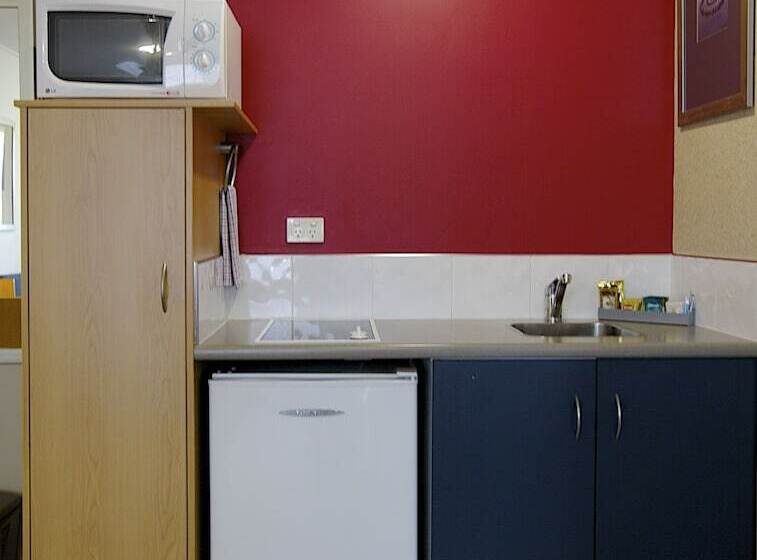 סוויטת 2 חדרי שינה, Landmark Manor