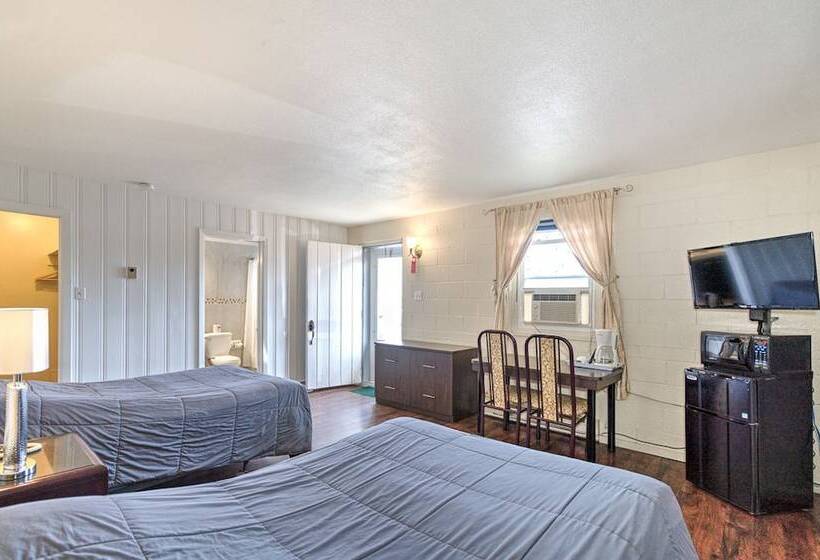 Номер Стандарт 2 Двуспальные Кровати, Motel Grande Ile