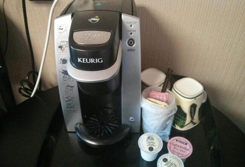 带大床的标准间, Port Motel