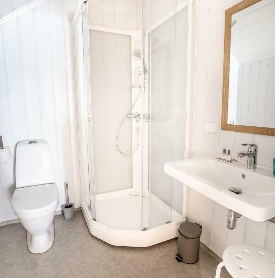 デラックスルーム, Husum