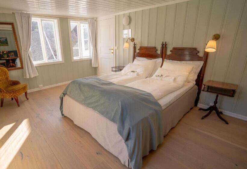 ファミリールーム, Husum