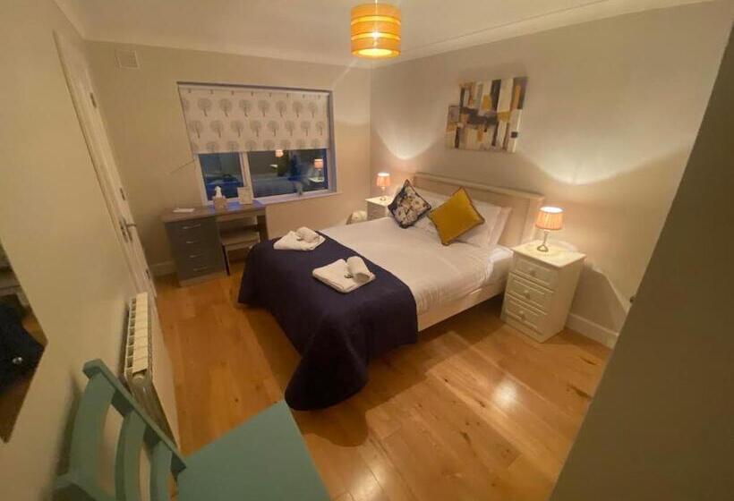 اتاق لوکس با چشمانداز دریا, Seaclusion Barna