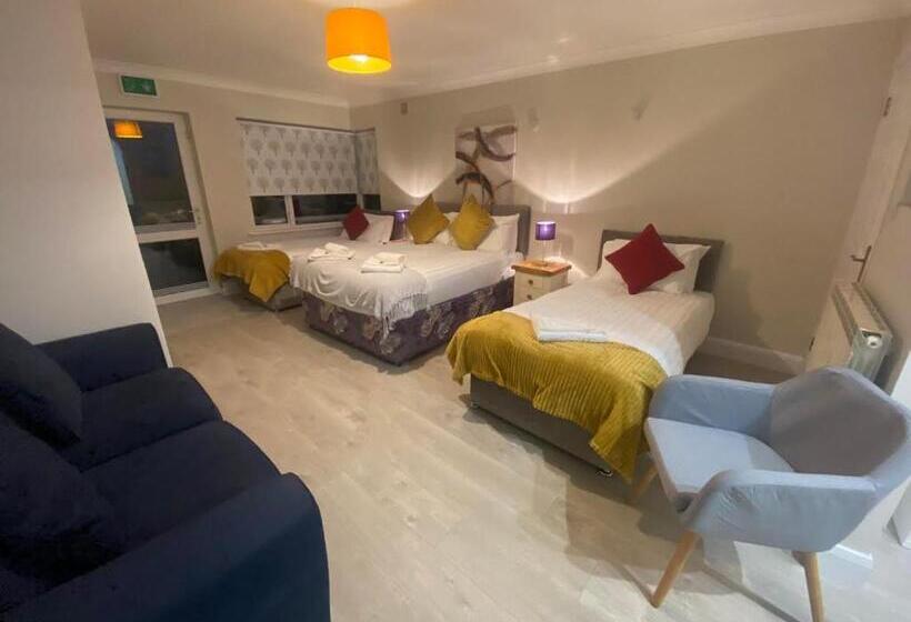 سوییت خانوادگی, Seaclusion Barna