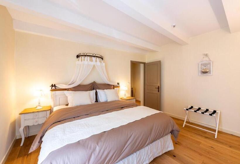 标准房带园景, Maison D Hôtes Les Caroubiers