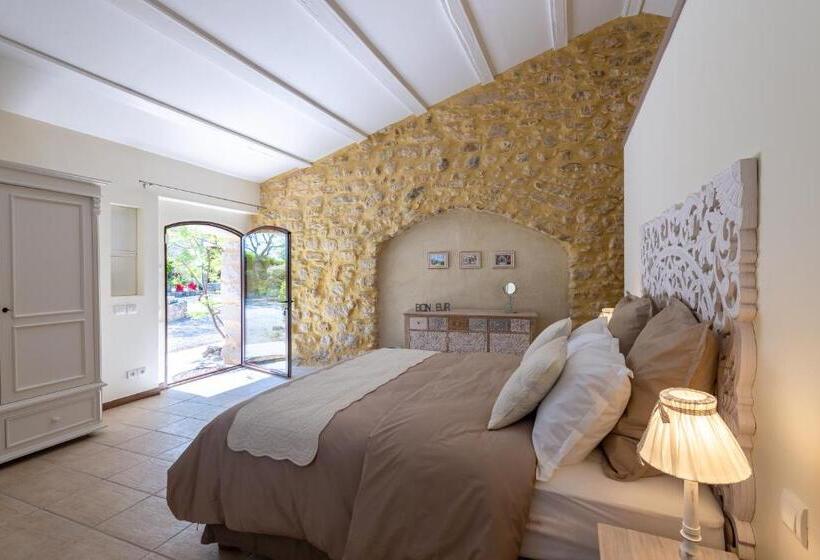 标准间带露台, Maison D Hôtes Les Caroubiers