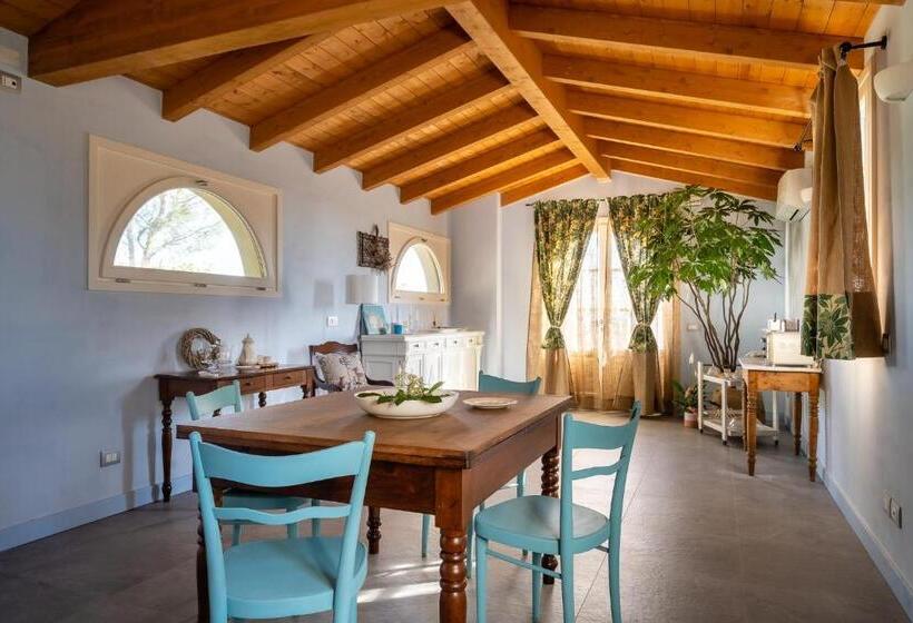 חדר סטנדרטי לשלושה עם נוף, Agriturismo Bellandi