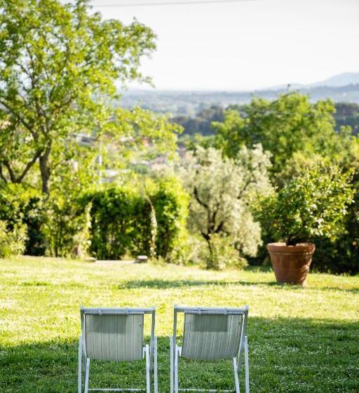 חדר סטנדרטי לשלושה עם נוף, Agriturismo Bellandi