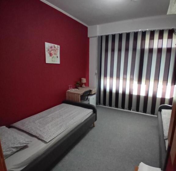 اتاق استاندارد با چشم‌انداز باغ, Pansion San