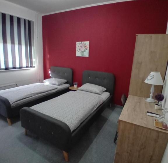 اتاق استاندارد, Pansion San