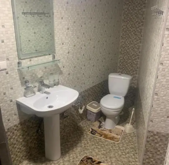 Apartament Rodzinny, Sinbad