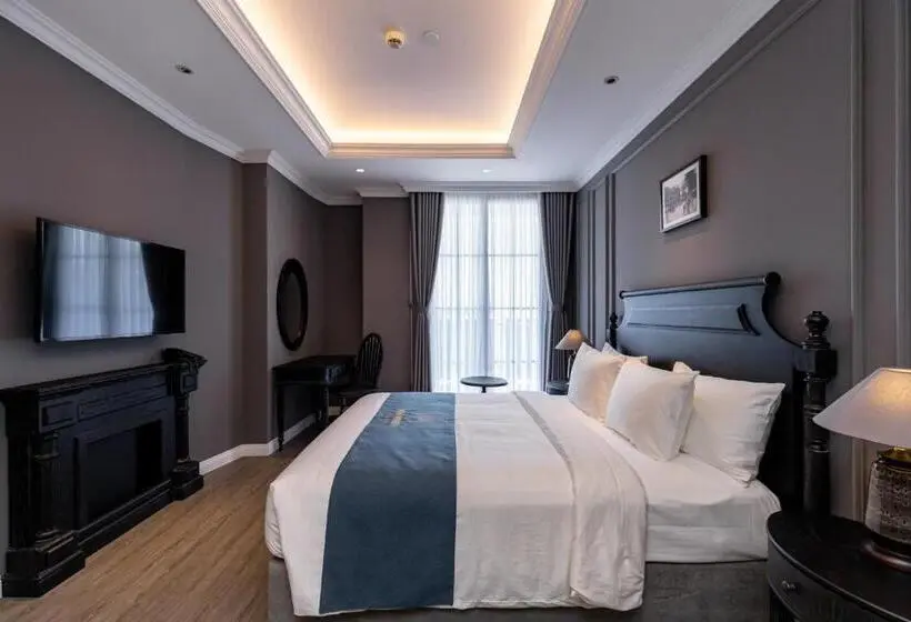 استودیو استاندارد با بالکن, Kim Minh Boutique