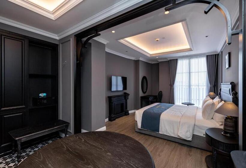 استودیو استاندارد با بالکن, Kim Minh Boutique