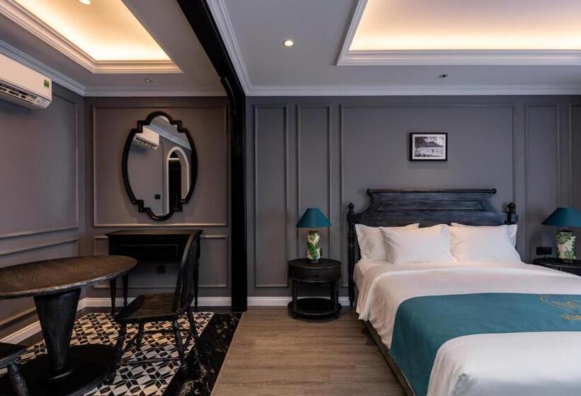 استودیو استاندارد با بالکن, Kim Minh Boutique