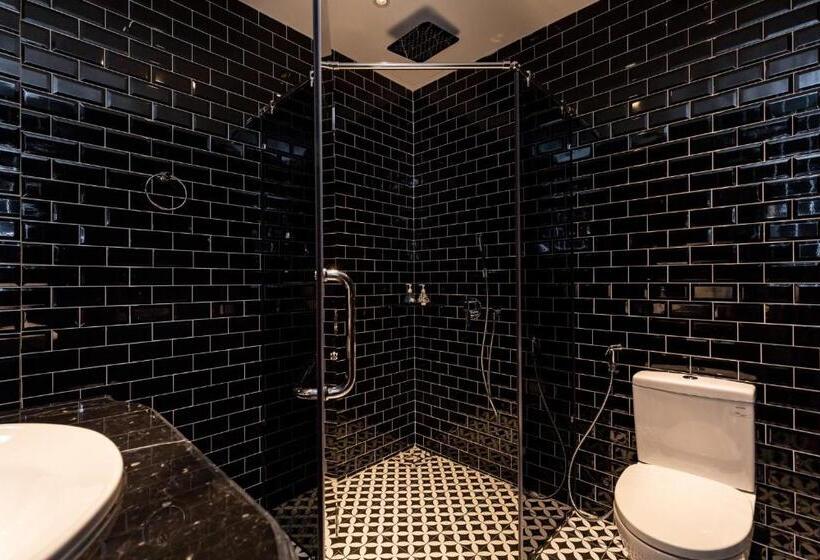 اتاق پریمیوم چهارنفره, Kim Minh Boutique