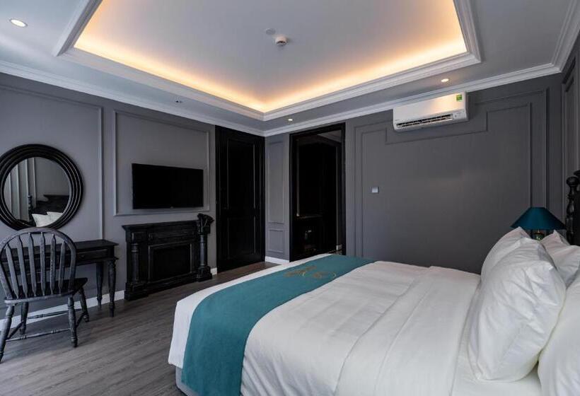 اتاق پریمیوم چهارنفره, Kim Minh Boutique