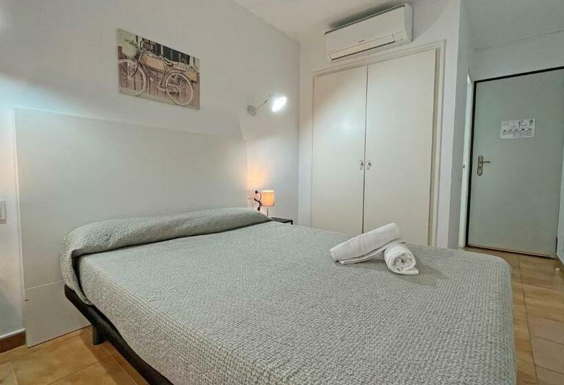 스탠다드 룸, Hostal La Premsa