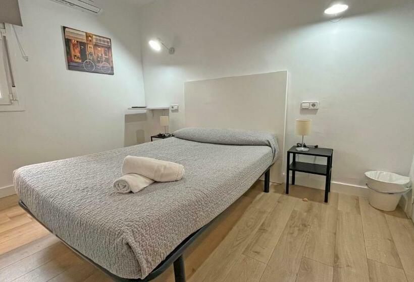 스탠다드 룸, Hostal La Premsa