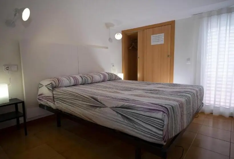 １ベッドルームペントハウスアパート, Hostal La Premsa